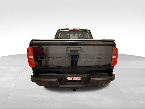 Used 2021 Chevrolet Colorado ZR2 w/ ZR2 Midnight Special Edition AWD/4WD image 8
