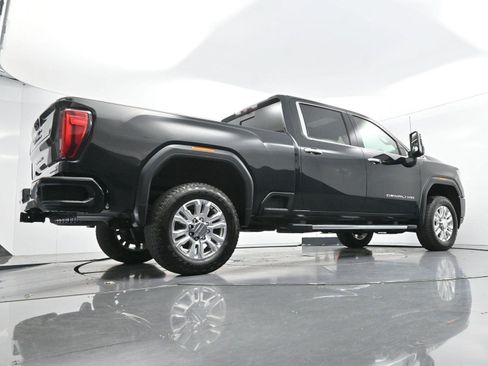 Used 2020 GMC Sierra 2500 Denali w/ Denali Ultimate Package AWD/4WD image 51