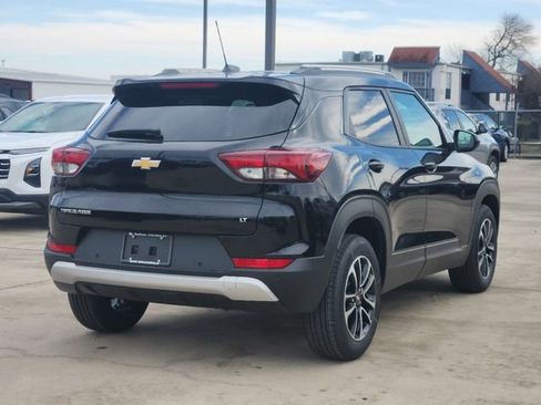 New 2025 Chevrolet TrailBlazer LT w/ Convenience Package image 4