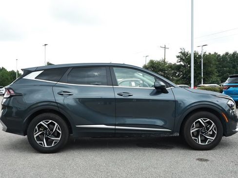 Used 2024 Kia Sportage LX FWD image 5