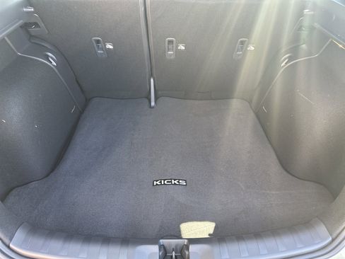 New 2025 Nissan Kicks S image 12