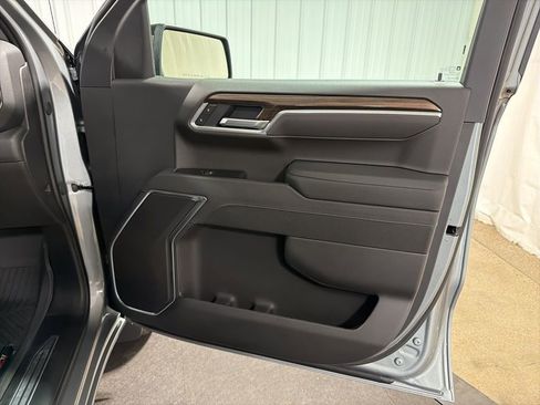 New 2026 Chevrolet Silverado 1500 RST w/ Dark Appearance Package image 20