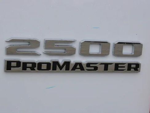 New 2025 RAM ProMaster 2500 w/ Convenience Group FWD image 8