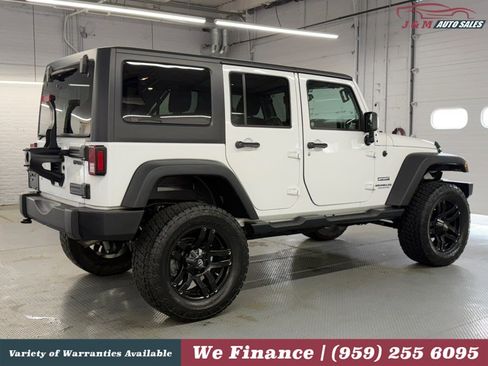 Used 2017 Jeep Wrangler Unlimited Sport w/ Quick Order Package 24S AWD/4WD image 7