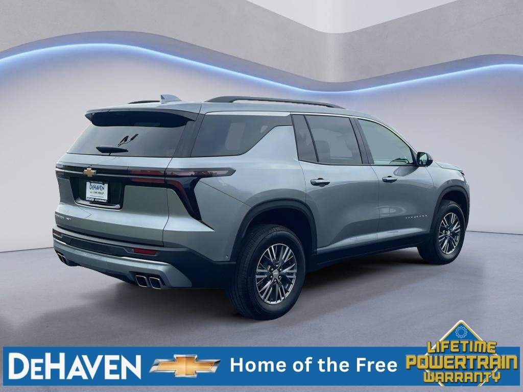 Used 2026 Chevrolet Traverse LT w/ Enhanced Driving Package AWD/4WD image 6