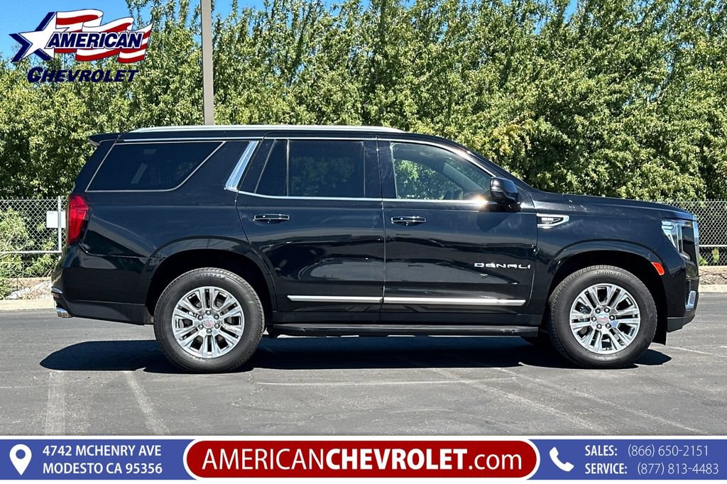 Used 2023 GMC Yukon Denali AWD/4WD image 3