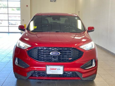 Certified 2022 Ford Edge ST w/ Cargo Accessory Package AWD/4WD image 3