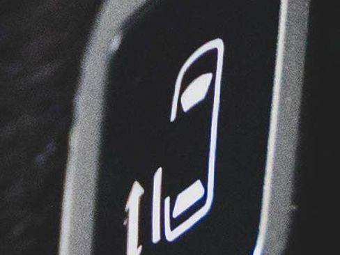 Used 2020 Chrysler Pacifica Touring-L image 10