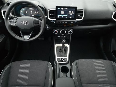 New 2026 Hyundai Venue SEL image 15