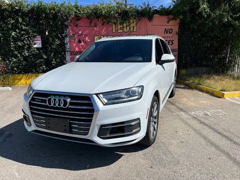 Used 2018 Audi Q7 3.0T Premium Plus w/ Premium Plus Package AWD/4WD image 37