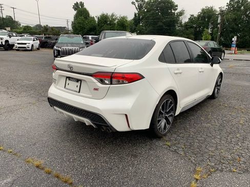 Used 2020 Toyota Corolla SE FWD image 9