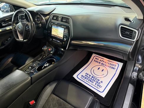 Used 2016 Nissan Maxima SR image 22