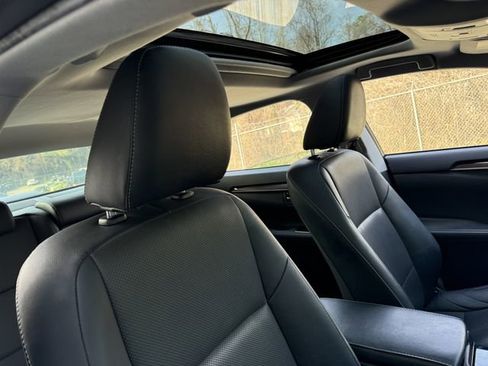 Used 2017 Lexus ES 350 w/ Premium Package image 33