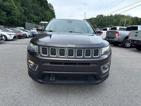 Used 2021 Jeep Compass Limited AWD/4WD image 2
