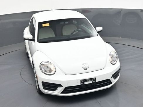 Used 2017 Volkswagen Beetle 1.8T S image 33
