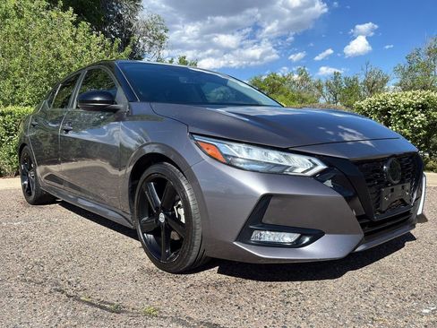 Used 2023 Nissan Sentra SR w/ Midnight Edition Package FWD image 2