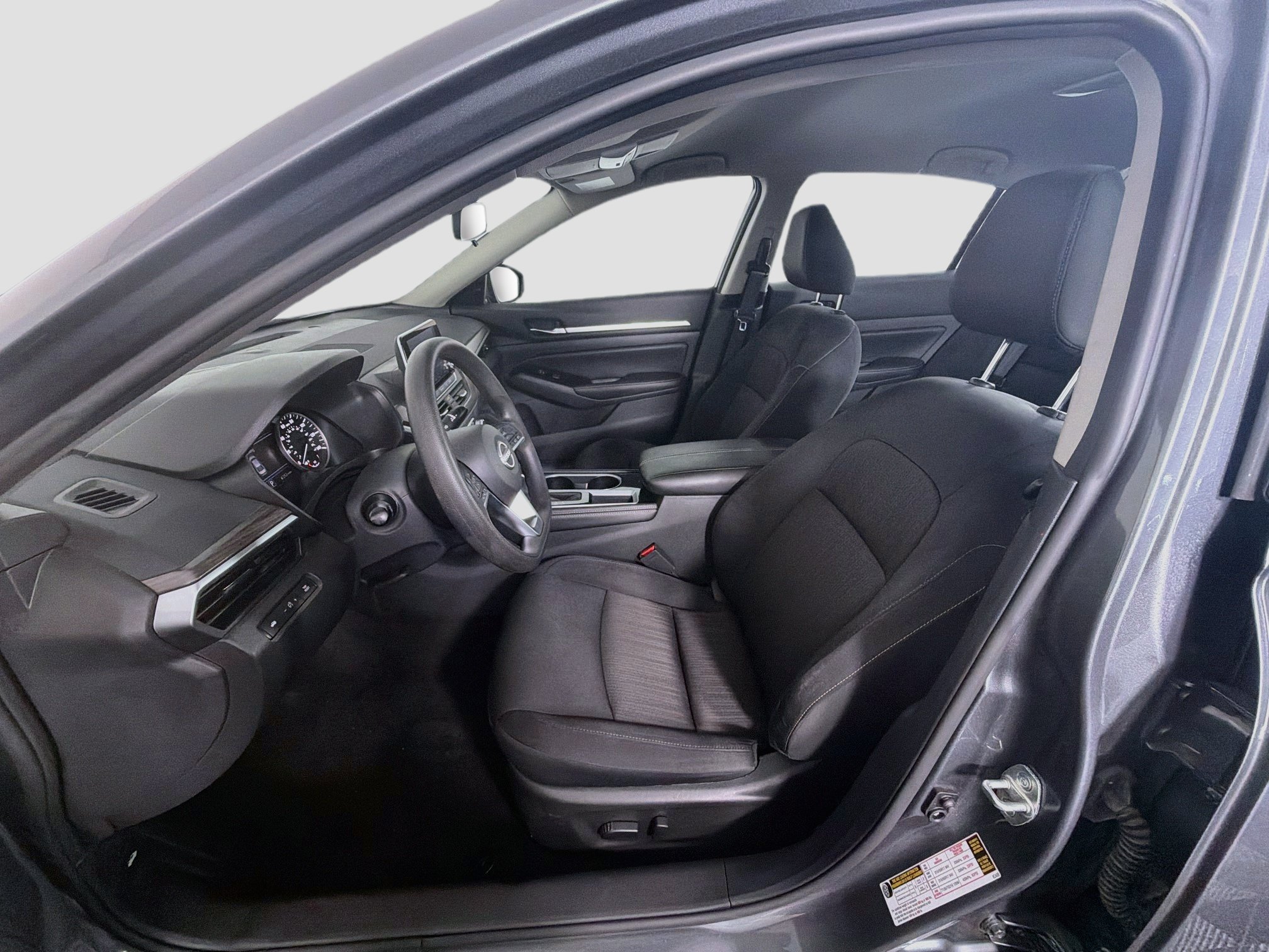 Used 2023 Nissan Altima 2.5 SV FWD image 13