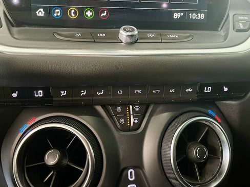 Used 2024 Chevrolet Blazer LT w/ Convenience Package FWD image 20