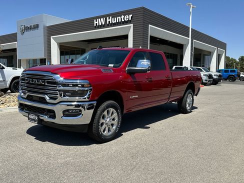 New 2026 RAM 2500 Laramie AWD/4WD image 2