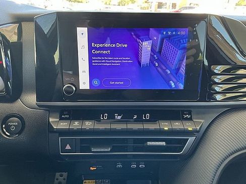 Used 2025 Toyota Camry SE w/ Convenience Package image 22