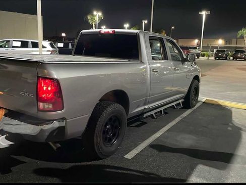 Used 2019 RAM 1500 Classic SLT image 2