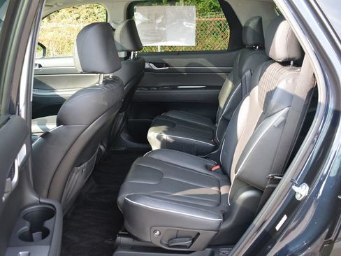Used 2024 Hyundai Palisade Limited AWD/4WD image 25
