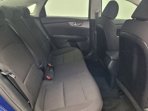 Used 2019 Kia Forte LXS FWD image 19