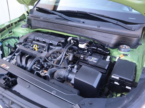 Used 2021 Hyundai Venue SE image 30