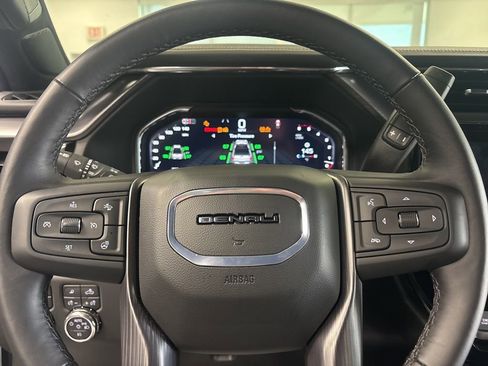 Used 2025 GMC Sierra 2500 Denali Ultimate w/ Max Trailering Package AWD/4WD image 14