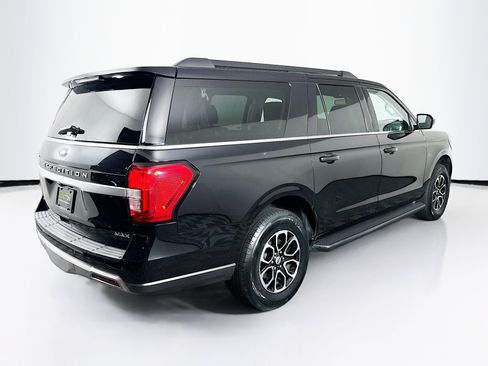 Used 2024 Ford Expedition Max XLT image 9