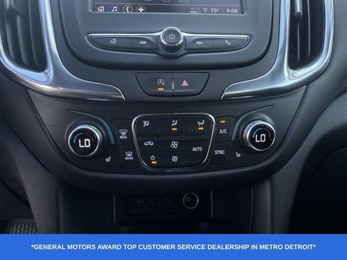Used 2023 Chevrolet Equinox LT AWD/4WD image 18