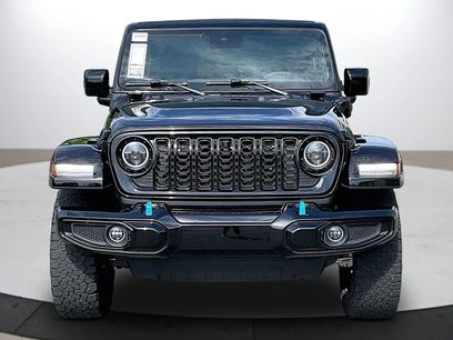 Used 2024 Jeep Wrangler High Altitude