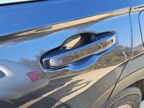 Used 2025 Honda CR-V EX-L image 26