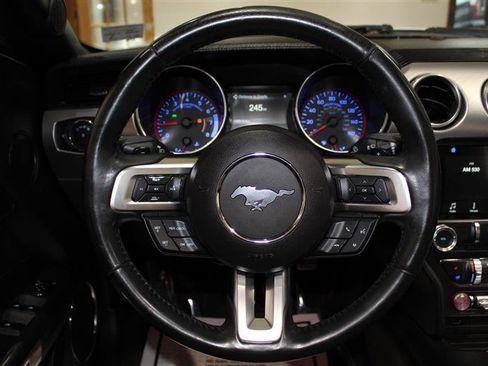 Used 2018 Ford Mustang Premium image 17