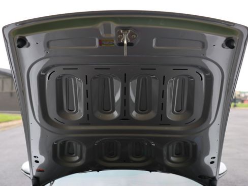 Used 2024 Porsche 911 Carrera w/ Premium Package image 67