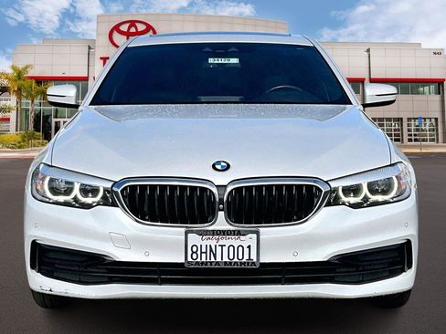 Used 2019 BMW 530i w/ Convenience Package image 3