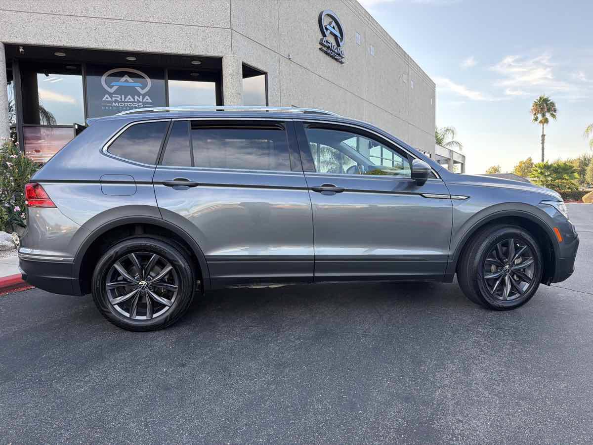 Used 2022 Volkswagen Tiguan SE FWD image 9