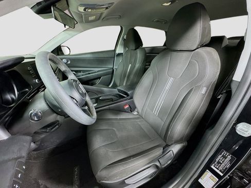 Certified 2023 Hyundai Elantra SEL image 20