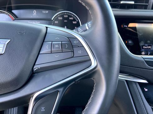 Used 2025 Cadillac XT5 Luxury w/ LPO, Floor Liner Package FWD image 24
