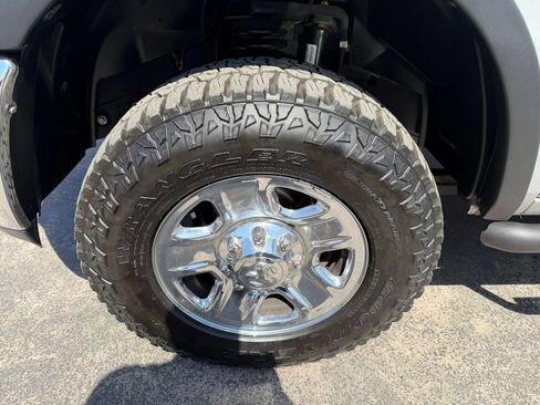 Used 2017 RAM 2500 SLT AWD/4WD image 33