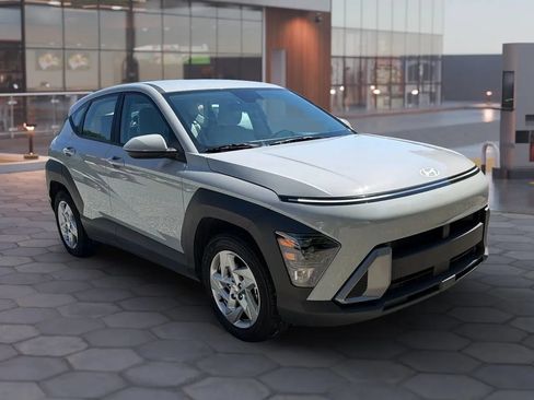 Used 2024 Hyundai Kona SE FWD image 19