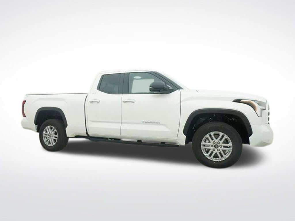 Used 2024 Toyota Tundra SR5 w/ SR5 Premium Package AWD/4WD image 32