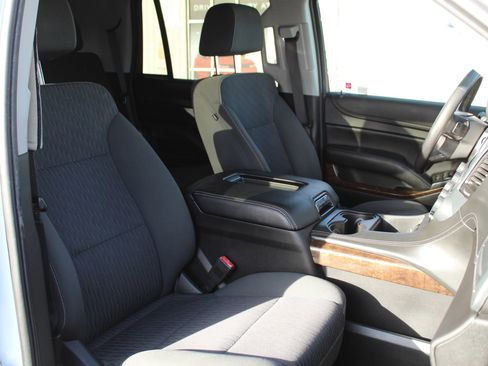 Used 2018 Chevrolet Tahoe LS image 20