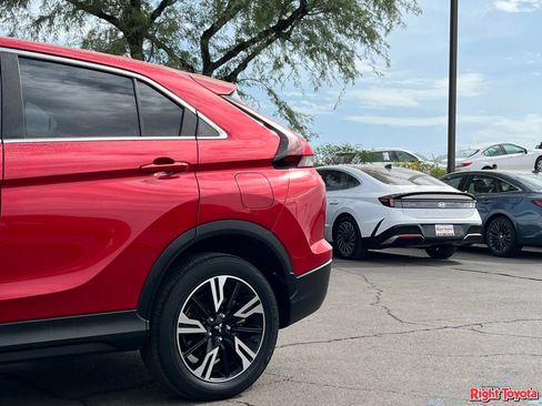 Used 2024 Mitsubishi Eclipse Cross AWD image 10