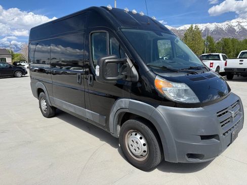 Used 2015 RAM ProMaster 2500 w/ Cargo Convenience Group image 2