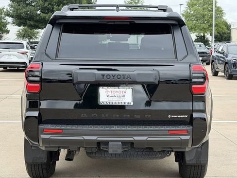 Certified 2025 Toyota 4Runner TRD Off-Road AWD/4WD image 5