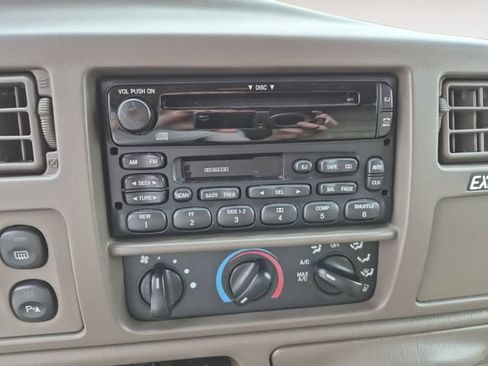 Used 2000 Ford Excursion Limited AWD/4WD image 15