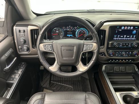 Used 2018 GMC Sierra 1500 Denali w/ Denali Ultimate Package image 15
