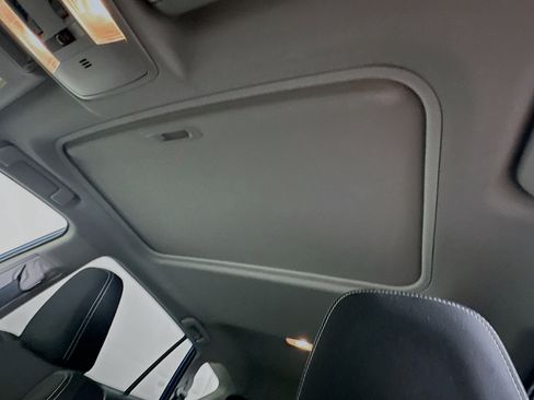Used 2017 Toyota RAV4 XLE w/ Plus Special Value Package FWD image 25