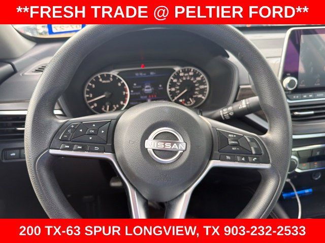 Used 2023 Nissan Altima 2.5 SV FWD image 15